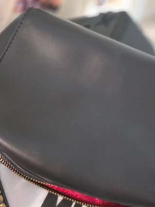Borsa Love Moschino Nero e Oro