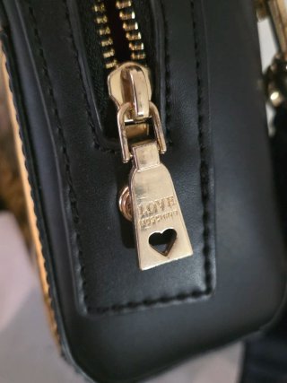 Borsa Love Moschino Nero e Oro