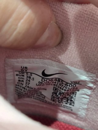 Zapatillas Nike Dunk Low Rosa y Blanco Talla 38.5
