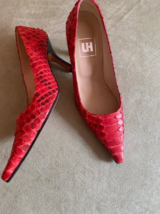 Zapatos de tacón rojos piel serpiente autentica