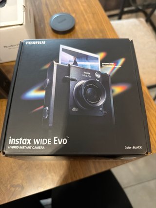 Instax Wide EVO Fujifilm Negra