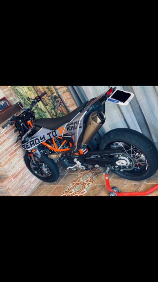 KTM 690 SMC-R