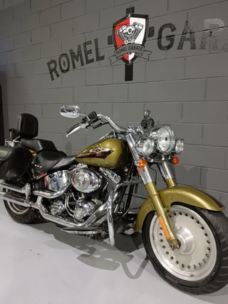 Harley Davidson Fat Boy Dorada