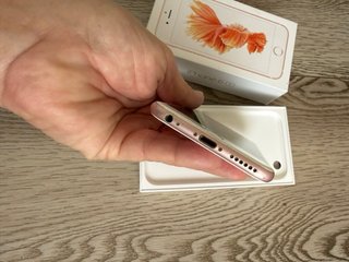 iPhone 6S 128 GB Rose Gold. 128 GB