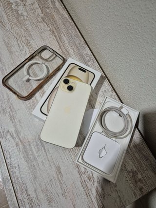 iPhone 15 Plata/Blanco