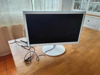 Monitor Samsung 22” S22D391Q blanco/azul con HDMI