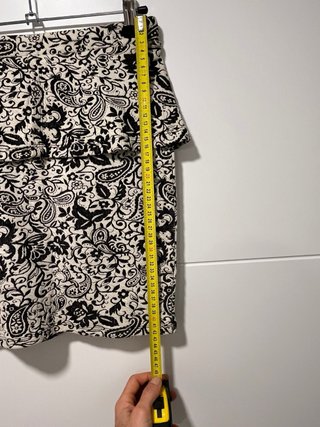 Minifalda Bershka estampada ajustada