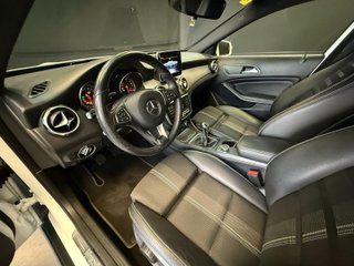 MERCEDES GLA  180 1.6