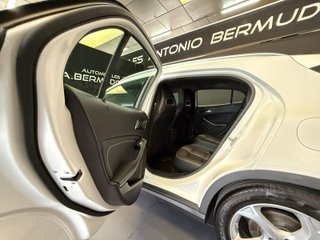 MERCEDES GLA  180 1.6