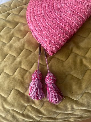 Bolso de mano rosa para eventos