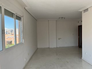 Piso en alquiler en La Calzada en Sevilla
