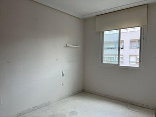 Piso en alquiler en La Calzada en Sevilla