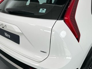 Kia Niro 1.6 GDi HEV 102kW (139CV) Drive