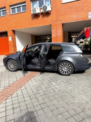 Opel Insignia 2010 distintivo medioambiental B
