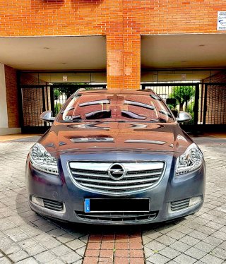 Opel Insignia 2010 distintivo medioambiental B