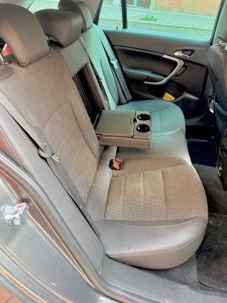 Opel Insignia 2010 distintivo medioambiental B