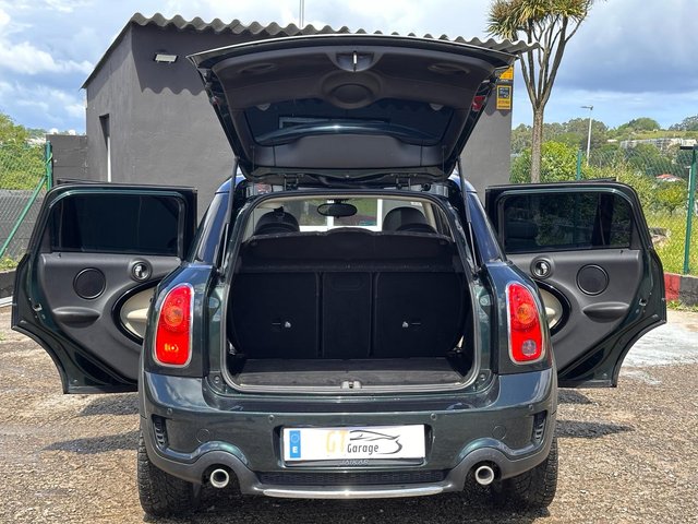 MINI COUNTRYMAN S 2012