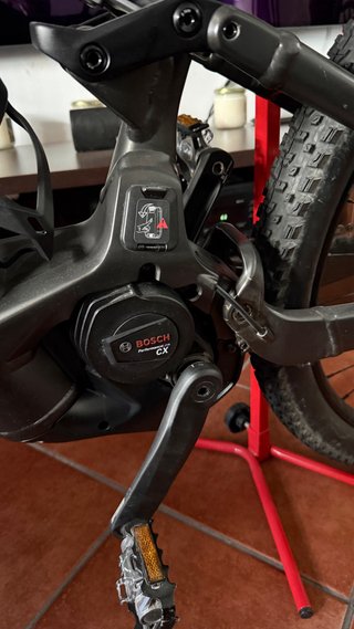 Bicicleta Eléctrica Cannondale Neo 4 M