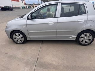 Kia Picanto 1.1 Gasolina