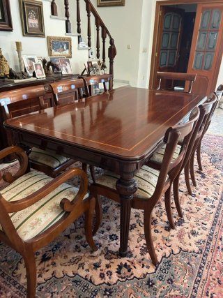 Mesa comedor extensible 10 servicios + sillas
