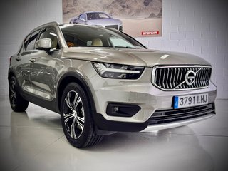 Volvo XC40 INSCRIPTION T5 262CV muy equipado
