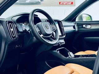 Volvo XC40 INSCRIPTION T5 262CV muy equipado