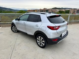 KIA Stonic ETIQUETA ECO 2022