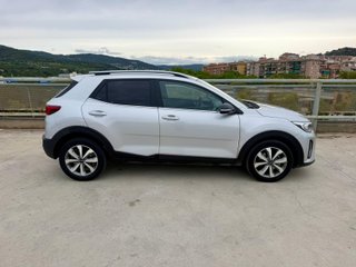 KIA Stonic ETIQUETA ECO 2022