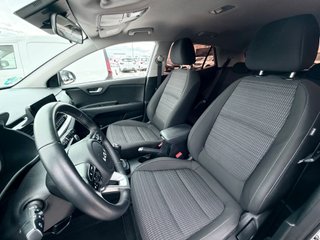 KIA Stonic ETIQUETA ECO 2022