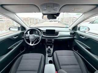 KIA Stonic ETIQUETA ECO 2022