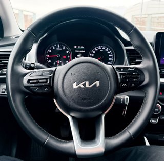 KIA Stonic ETIQUETA ECO 2022