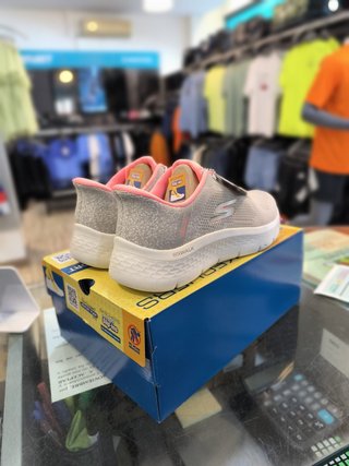 Zapatillas Skechers Go Walk Mujer Beige/Rosa 38.5
