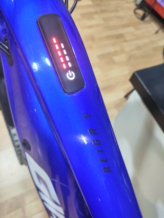 Bicicleta Eléctrica Giant Reign E+3 Cobalt