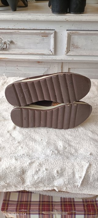 Zapatos cómodos 24HRS Talla 36