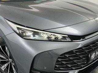 MG HS 1.5T PLUG IN HYBRID LUXURY