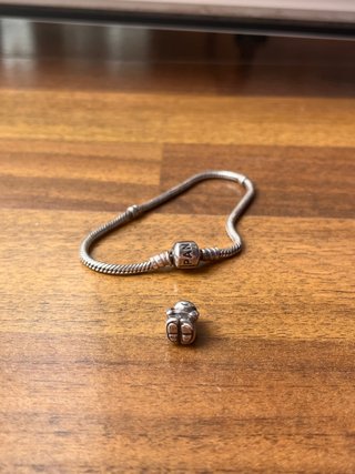 Charm Pandora Niño Plata