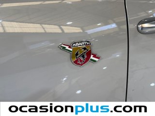 Abarth 500 1.4 16v T-Jet 595 121 kW (165 CV)