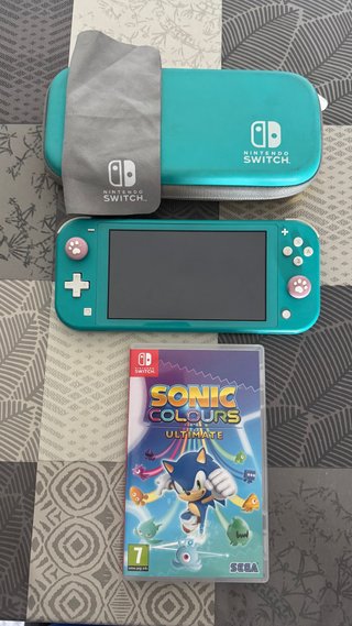 Nintendo Switch Lite + Funda + Juego Sonic