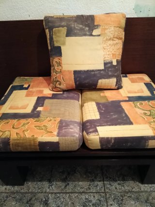 Mesa de asiento con cojines interior exterior