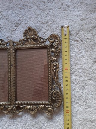Marco doble de bronce antiguo