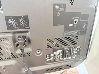 Televisor Panasonic Plata. 42”