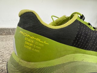 Zapatillas trail Ronhill Freedom casi nuevas 40.5