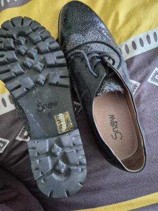 Zapatos Snow Talla 39 Negros/Grises