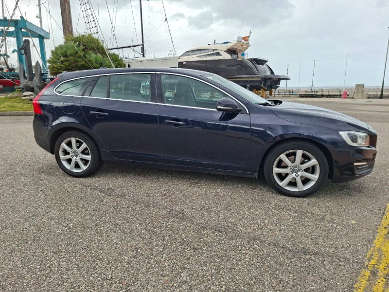 Volvo V60 2017 - foto 1