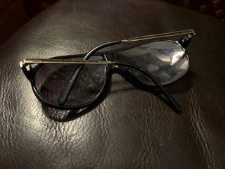 Gafas de sol Carrera negras y doradas