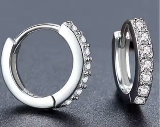 Aros plateados con circonitas