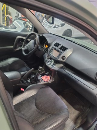 Toyota RAV4 2012