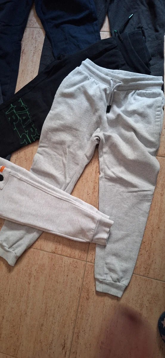 Lote 5 Pantalones Deportivos talla 11 12