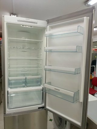 Nevera combi Siemens acero inoxidable 200/60cm A++