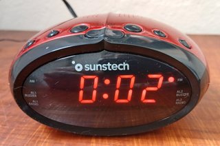 Radio Despertador Sunstech Rojo